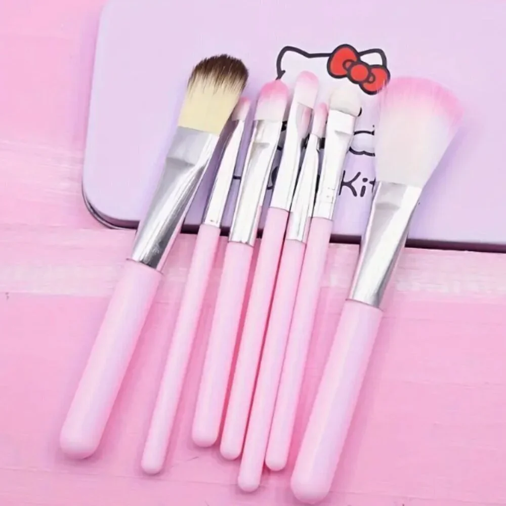 Hello Kitty 7 Piece Makeup Brushes With Bonus Storage Tin NWT